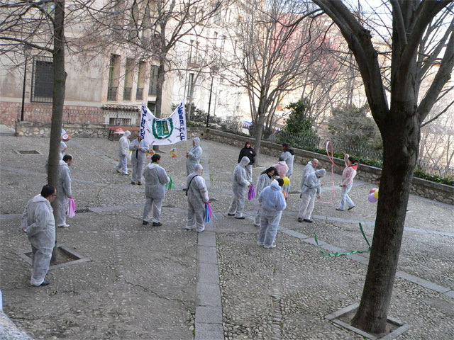 Desfile alternativo de carnaval desde el Centro Infantas de España