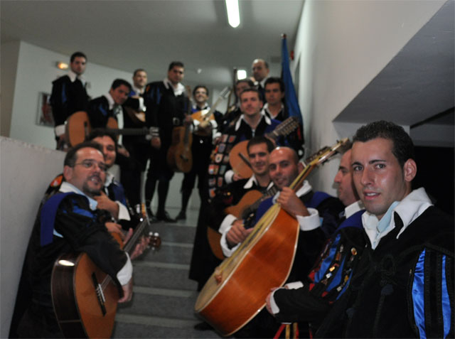 Coronación de la reina, damas y pregón de San Julián