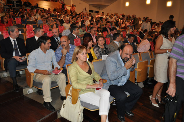 Coronación de las reinas, damas y  pregón de San Julián