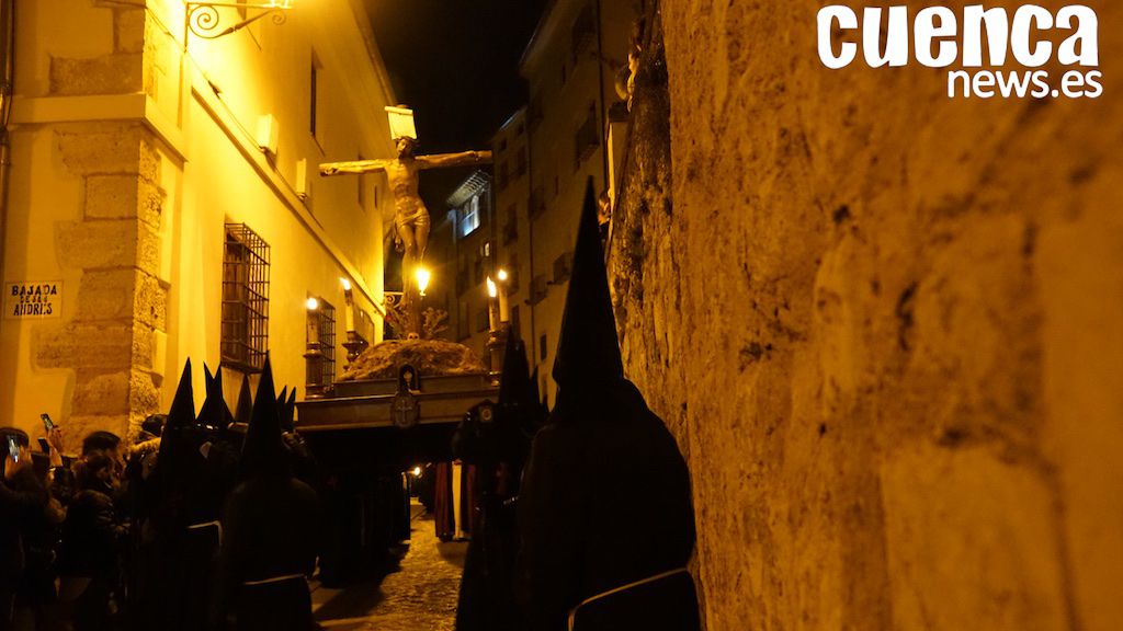 Lunes Santo, Procesión de la Vera Cruz