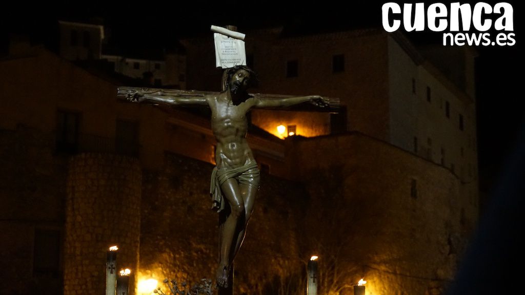 Lunes Santo, Procesión de la Vera Cruz