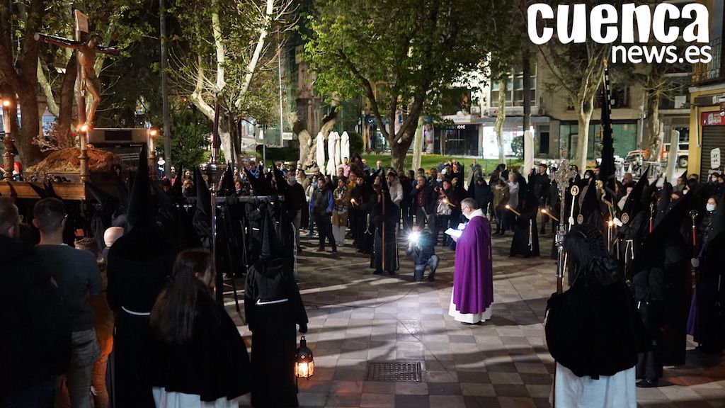 Lunes Santo, Procesión de la Vera Cruz