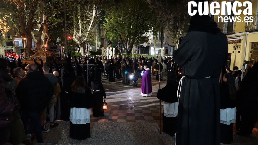 Lunes Santo, Procesión de la Vera Cruz