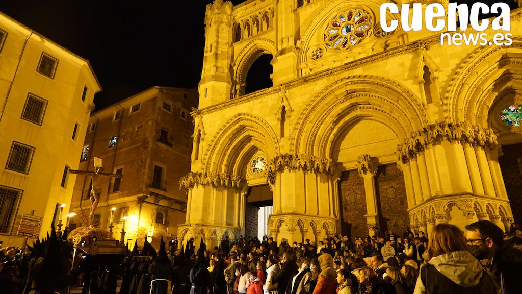 Lunes Santo, Procesión de la Vera Cruz