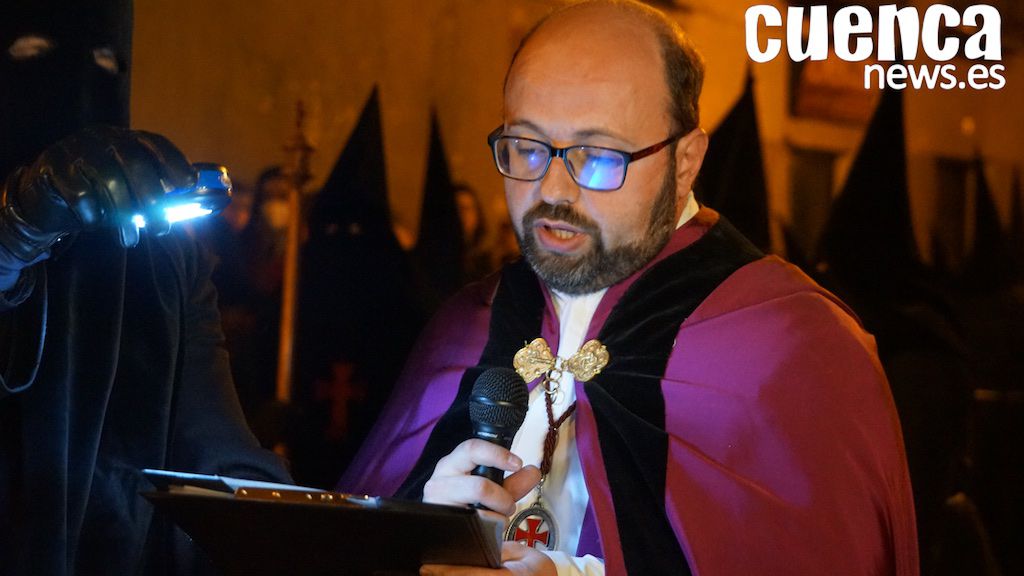 Lunes Santo, Procesión de la Vera Cruz