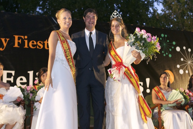Coronación de la reina, damas y pregón de San Julián