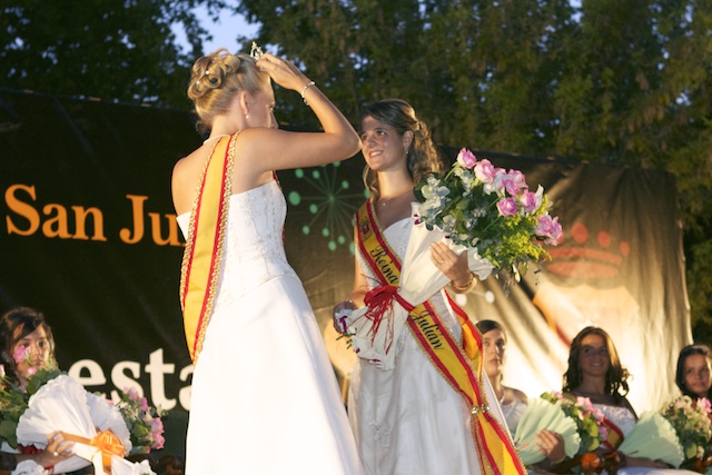Coronación de la reina, damas y pregón de San Julián