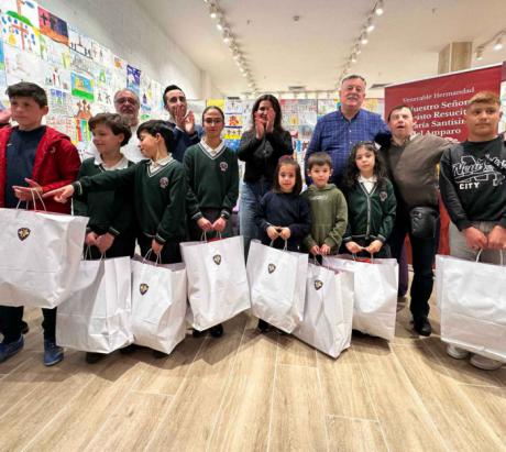 La Semana Santa según la mirada infantil se dibuja en el Mirador con la exposición del Resucitado