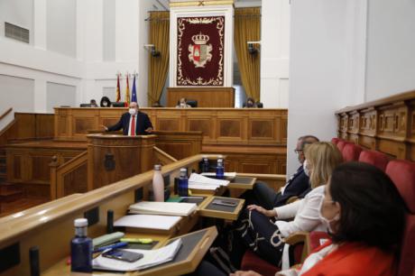 Las Cortes regionales aprueban cuatro resoluciones contra los indultos del ‘procés’ y para investigar la corrupción “a fondo y con todas las consecuencias”