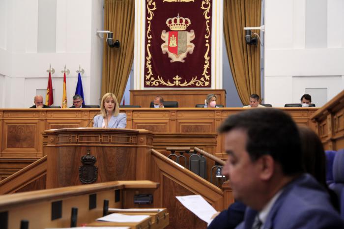 El Pleno de las Cortes regionales aprueba la suspensión del Canon del Agua