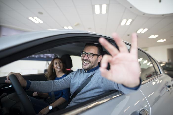 ¿Qué debo saber acerca del seguro de lunas del coche?