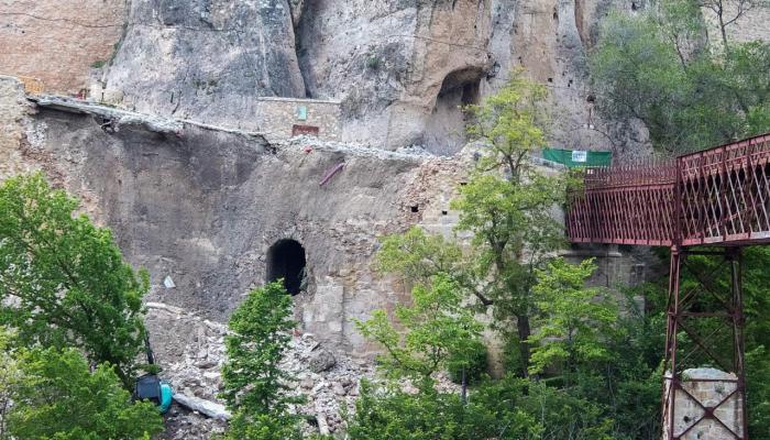 VOX pide la dimisión del gerente y de los miembros del Consorcio Ciudad de Cuenca ante el derrumbe del muro de la calle Canónigos