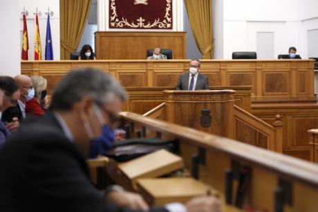 El Pleno de las Cortes regionales aprueba el ‘techo de gasto’ de los Presupuestos para 2022