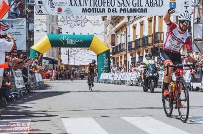Javier Pérez se adjudica la victoria en el XXXIV Trofeo San Gil de Motilla del Palanca
