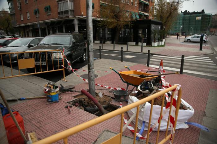 El Plan de Asfaltado y la renovación de luminarias en el barrio de Santa Teresa de Toledo avanza conforme a la previsión inicial del proyecto