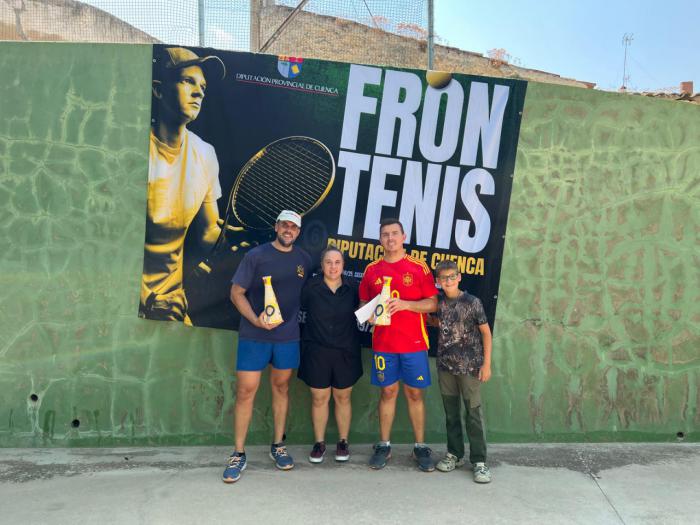 Cristian Martínez y José Andrés Mota se imponen en el igualadísimo Torneo de Frontenis de Cañaveruelas
 