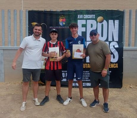 Samuel Carrasco y Diego López se imponen en la reñida final del Circuito de Frontenis en Belmonte
