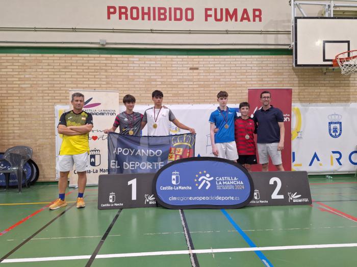Tres podios para el Club Bádminton Albatros en el Torneo TTR de La Roda