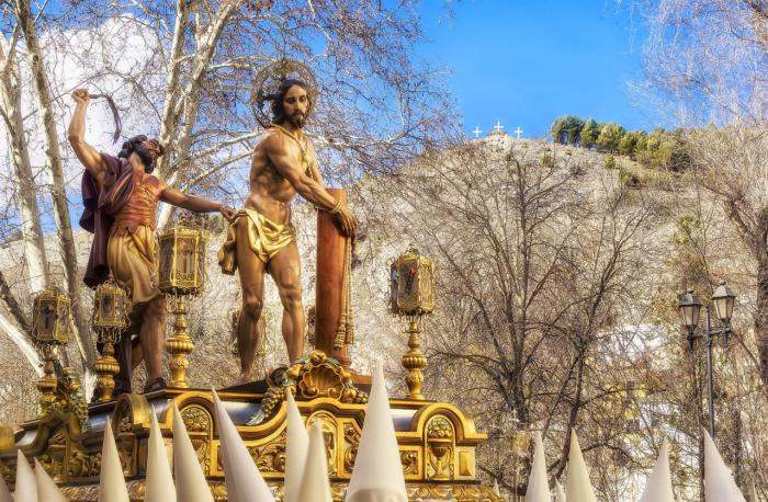 David Serrano con su obra ‘Tarde de Jueves Santo’ se impone en el VII Concurso Fotográfico del Amarrado