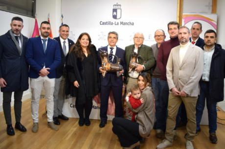 El Círculo Taurino de Cuenca premia a Maximino Pérez en su gala de 2026