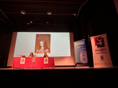 Juana I, la reina cuerda: un emblema de la mujer rural con las hermanas Lara en Motilla del Palancar