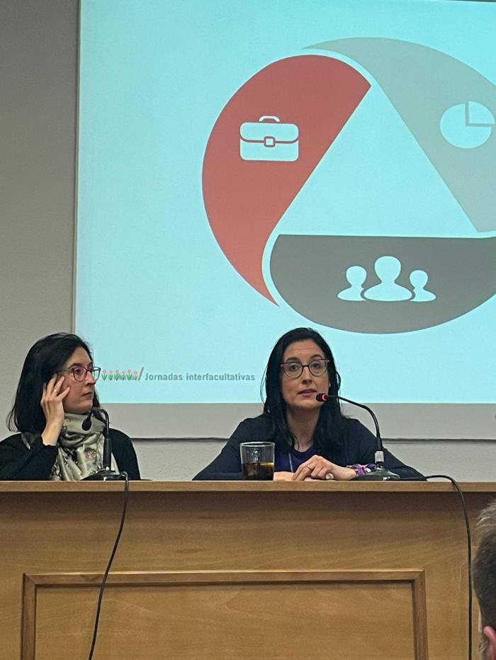 Conferencia de las hermanas Lara en Salamanca en el 519 aniversario de la muerte de Cristóbal Colón