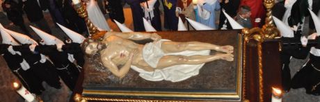 Así fue el Viernes Santo – Procesión del Santo Entierro