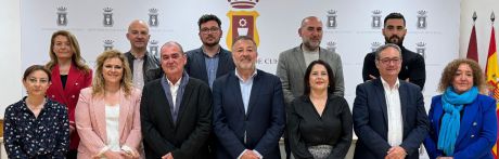 Dolz redistribuye competencias en el ecuador de la legislatura para "oxigenar el equipo y coger impulso"