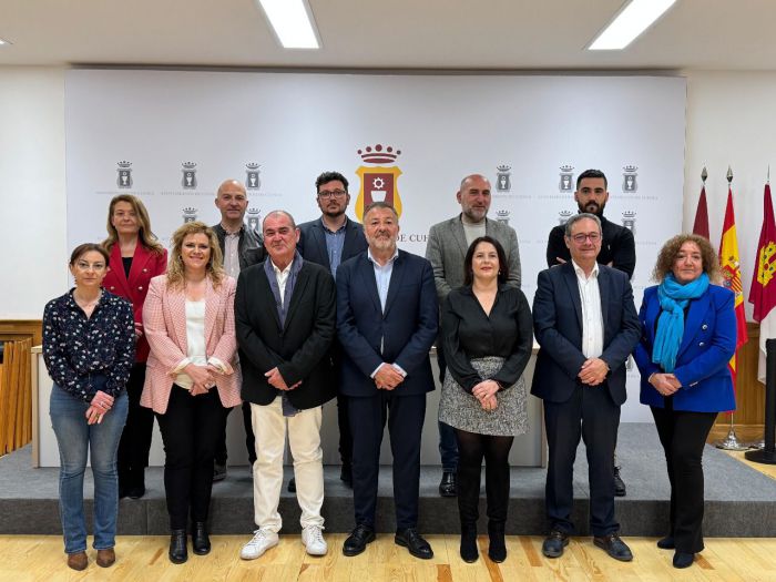 Dolz redistribuye competencias en el ecuador de la legislatura para 'oxigenar el equipo y coger impulso'