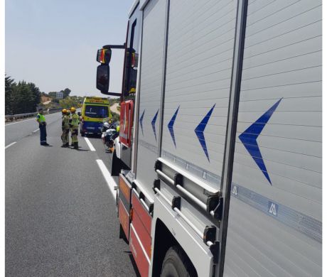 Fallece un trabajador de grúa tras ser atropellado por un camión en la A-3