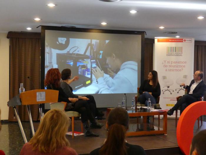 Cruz Roja invita a reflexionar sobre empleo y economía digital