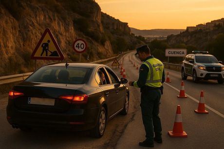 La Guardia Civil de Cuenca controla casi mil vehículos en una campaña especial sobre obras en carretera: 15 conductores sancionados