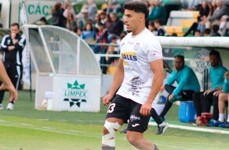 La UB Conquense renueva al futbolista Kain Amoud por una temporada más