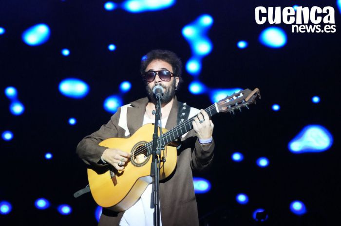 El Canijo de Jerez y Los Estanques llenan La Fuensanta de rock psicodélico