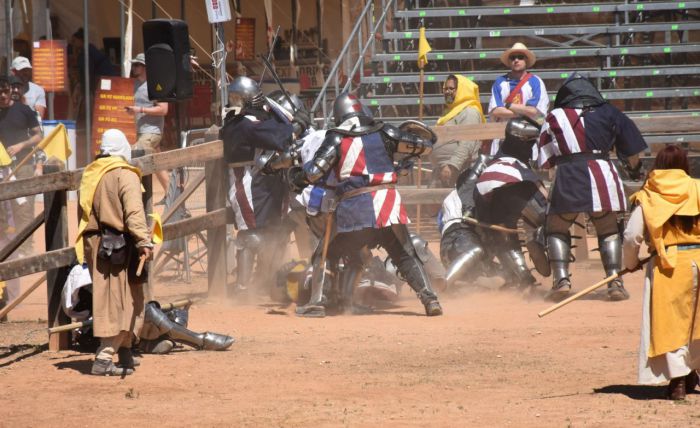 El Castillo de Belmonte acoge el torneo nacional de combate medieval