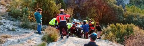 Rescatada una escaladora tras precipitarse cinco metros en la Cueva de la Zarza