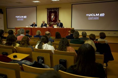 La UCLM reivindica su papel como ascensor social en su 40 aniversario con el campus de Cuenca como referente