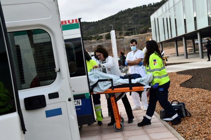 Autoridades sanitarias y responsables institucionales, durante la apertura del servicio de Urgencias del Hospital Universitario de Cuenca, en una jornada histórica para la sanidad conquense.