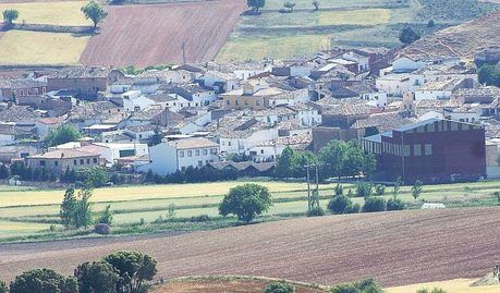 Municipios rurales de Cuenca y Teruel donde se implantará el Proyecto Relevo Generacional impulsado por ZINCAMAN para asegurar la continuidad de negocios locales.