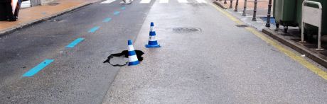 Cortada la calle Ramón y Cajal por la aparición de un nuevo socavón