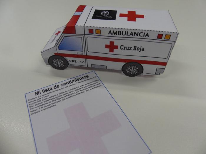 La ambulancia de Cruz Roja “acompañará” los hogares de los más pequeños en Semana Santa