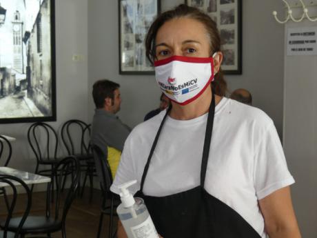 Doscientos cincuenta profesionales de la hostelería llevarán “las mascarillas del talento”