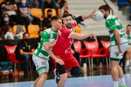 Fede Pizarro renueva dos temporadas con el BM Cuenca y cumplirá ocho años en el club