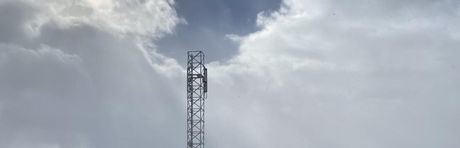 La caída de una antena deja sin cobertura móvil a Verdelpino durante semanas