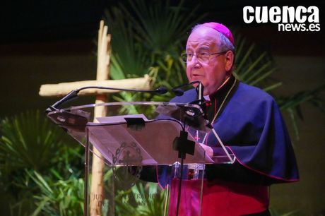 El obispo José María Yanguas sitúa la fe en el centro del Pregón