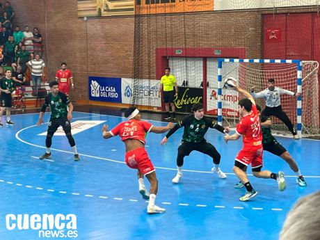 Victoria clave del BM Cuenca en un duelo intenso ante el Bada Huesca