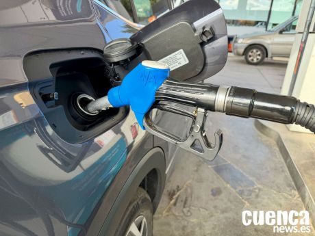 Las estaciones de servicio irán a la huelga en pleno puente de mayo