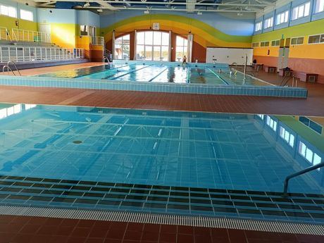 La piscina Luis Ocaña amplía el baño libre tras la avería en la Silvia Lara