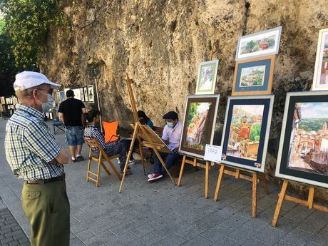 El Paseo del Arte regresa este domingo con música en directo y nuevas propuestas culturales en el Huécar