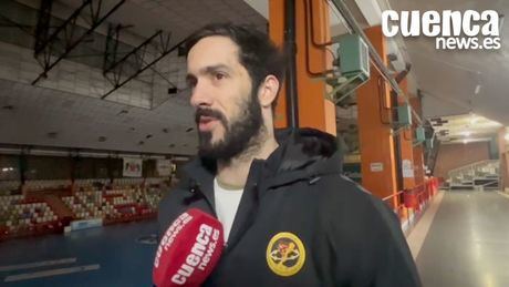 El BM Cuenca renueva a Nacho Pizarro hasta 2027 y asegura el extremo izquierdo